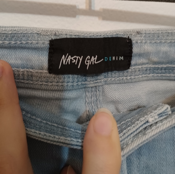 ⚡️SALE⚡️Nasty Gal Light Semi-Acid Wash Skinny Jeans - Picture 13 of 14